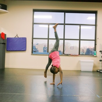 Tumbling Students | Gymnastics Flexibility and Dance